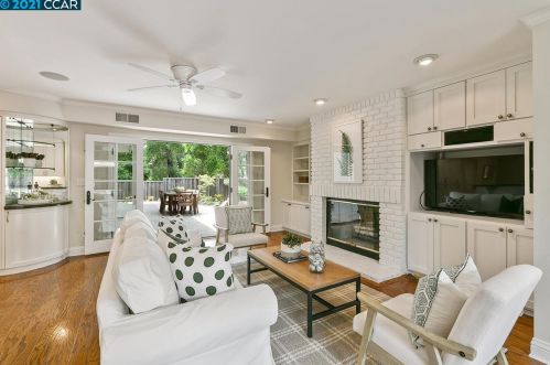 104 Van Ripper Ln, Orinda CA  94563-1120 exterior