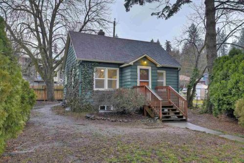 402 7th Ave, Spokane, WA 99202-1304
