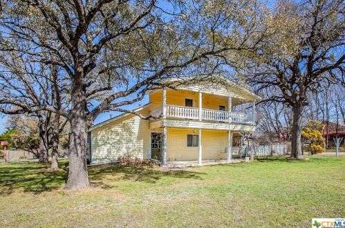2590 Curry Loop, Morgans Point, TX 76513-7736