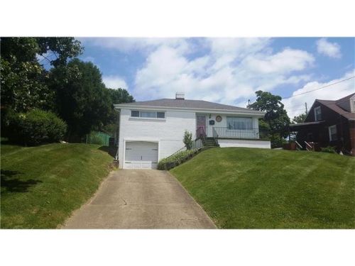 205 Duncan Station Rd, Mckeesport, PA 15135-3305