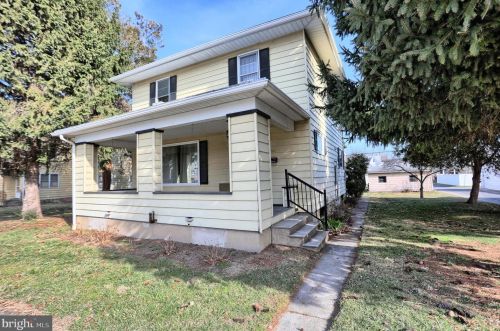 520 2nd St, Highspire, PA 17034-1506