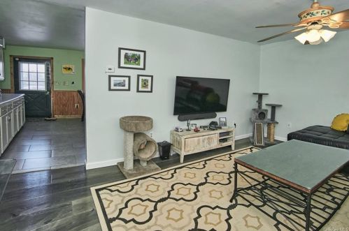 5 State School Rd, Warwick NY  10990-3432 exterior