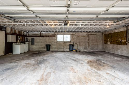 60 Olive Dr, Hialeah FL  33010-5212 exterior