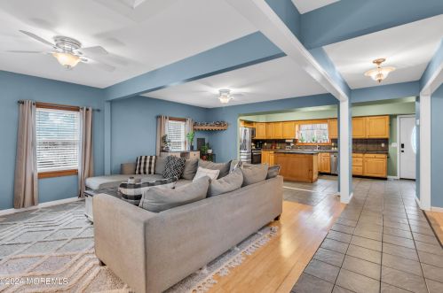 13 Parkhill St, Jackson Twp NJ  08527-3737 exterior