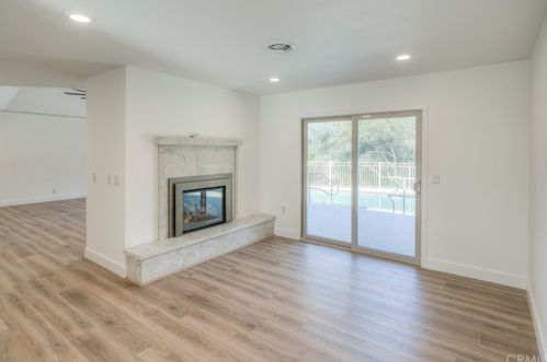 15 Woodcrest Dr, Oroville CA  95966-5518 exterior