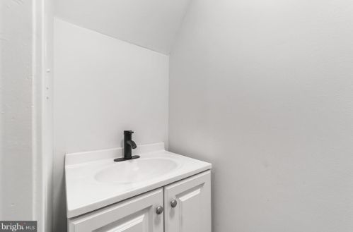 503 Cumberland St, Gloucester NJ  08030-1924 exterior