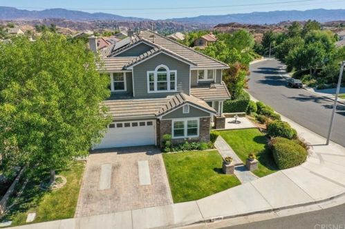 21638 Applegate Ct, Santa Clarita, CA 91390-5283