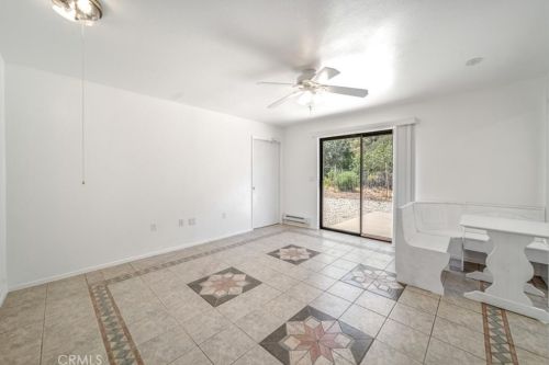 45100 Carmel Vly Rd, Greenfield CA  93927-9757 exterior