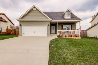 1176 Meachem Dr, Clarksville, TN 37042-0724
