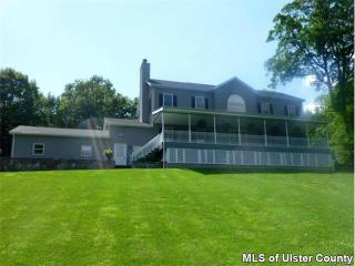 17 H Urban Dr, Clintondale, NY 12515-5007