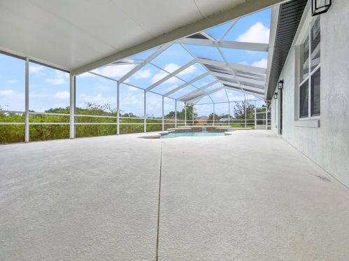 7853 Margate Way, Lakeland FL  33809-6862 exterior