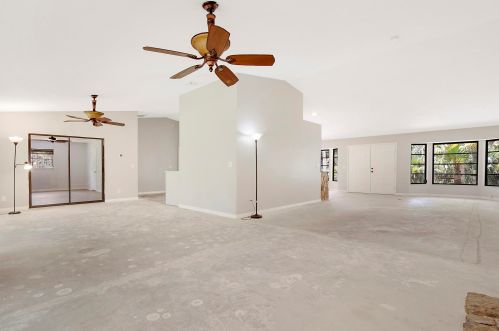 16039 Alexander Run, Jupiter, FL 33478-8279