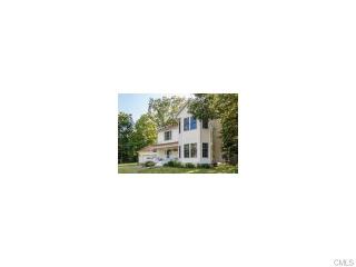 14 Glen Pines Ln, Norwalk CT  06850-1800 exterior