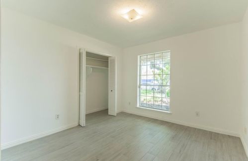 1309 Melrose Dr, Richardson TX  75080-3739 exterior