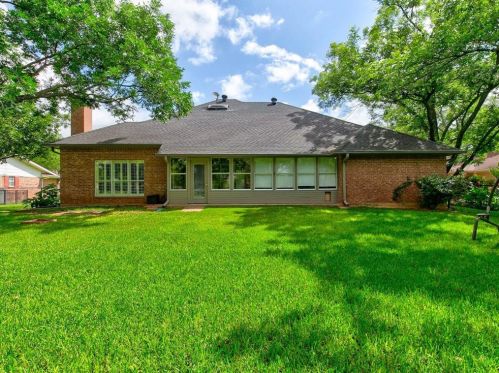 5215 Wedgefield Rd, Granbury TX  76049-4166 exterior