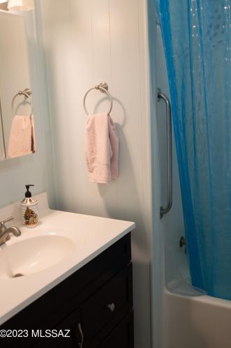 5658 Box R St, Tucson AZ  85713-6330 exterior