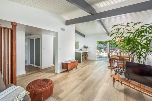 6584 Airoso Ave, San Diego CA  92120-4809 exterior