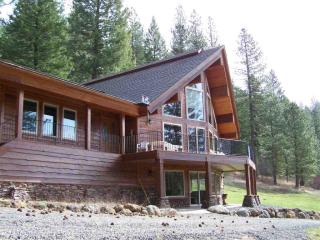 3252 Strawberry Rd, Tamarack, ID 83612-5112