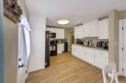 824 Palmer St, Compton CA  90220-1421 exterior