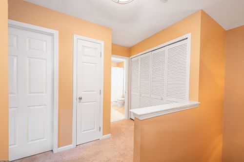 3503 Scenic Ct, Parsippany NJ  07834-3478 exterior