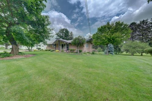 792 Uhler Rd, Marion, OH 43302-6557