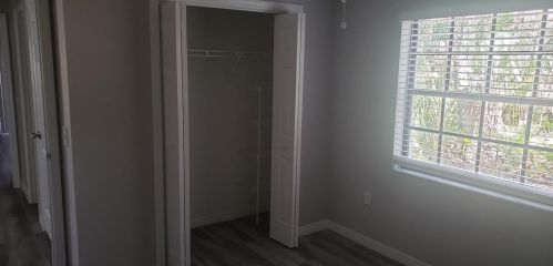 6382 Forestwood Dr, Lakeland FL 33811-2405 exterior