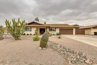 1043 73rd Pl, Mesa, AZ 85208-2710