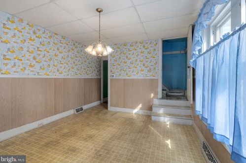 1210 Philadelphia Ave, Gilbertsville PA  19525-9573 exterior