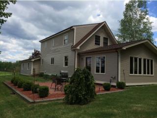 16 Fox Hill Rd, Vernon VT  05354-9610 exterior