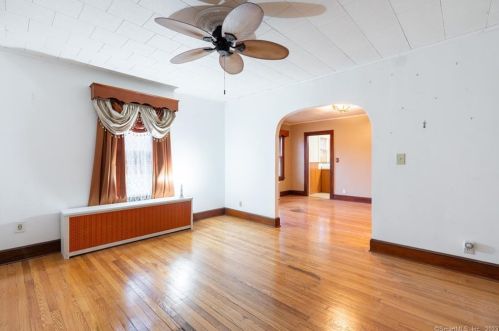 679 Woodtick Rd, Waterbury CT  06705-1740 exterior