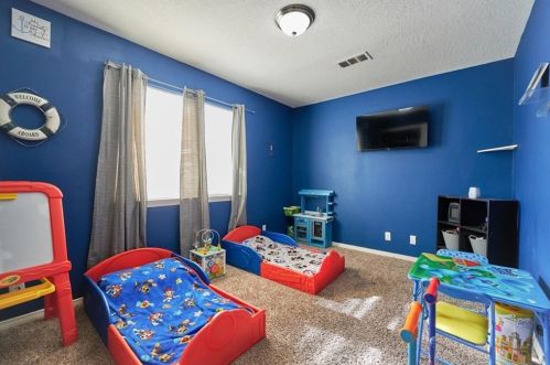 12321 Georgia Ct, Victorville CA  92392-7470 exterior