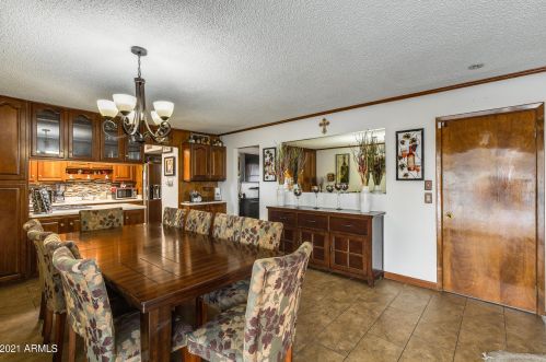 3741 Cactus Wren Dr, Phoenix AZ 85051-8186 exterior