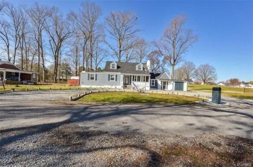 7383 Luck Ave, Mechanicsville, VA 23111-1707