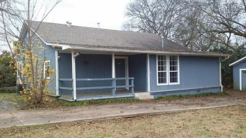 802 Avenue 3, Atkins, AR 72823-3433