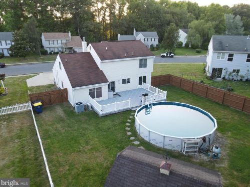 9 Heatherfield Way, Dover DE  19904-9752 exterior