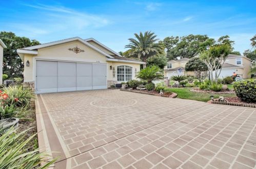 5194 122nd Blvd, Oxford, FL 34484-2663