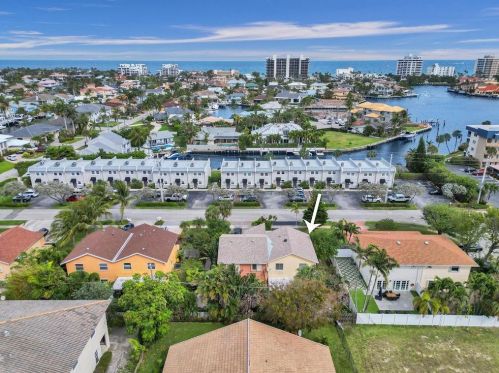 3124 Spanish Trl, Delray Beach FL  33483-4711 exterior