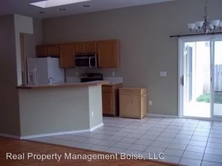 2692 Arrowwood Way, Meridian ID  83646-4406 exterior