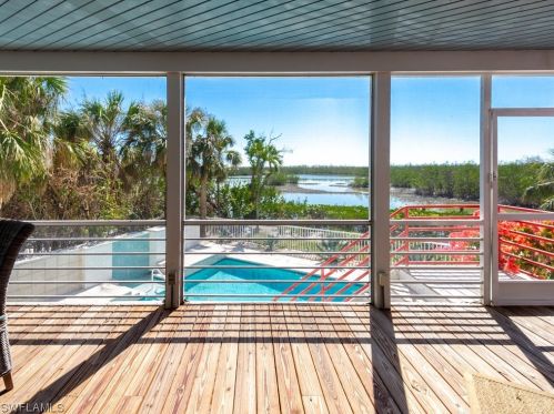 5721 Sanibel Captiva Rd, Sanibel FL  33957-2309 exterior