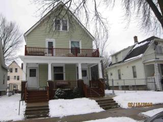 2842 Booth St, Milwaukee, WI 53212-2535