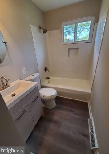 209 California Trl, Browns Mills NJ  08015-5641 exterior