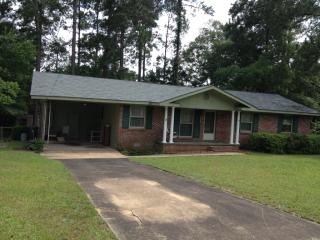 1907 Charlton Dr, Dothan AL  36303-2619 exterior