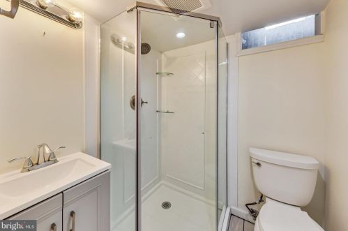 4216 46th St, Washington DC 20016-2472 exterior