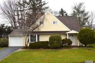 85 Tardy Ln, North Wantagh, NY 11793-1930