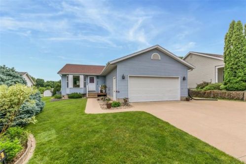 248 Alan Ave, Swisher, IA 52338-9617