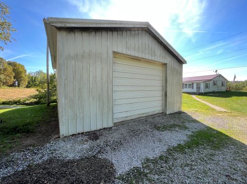 11734 Lower River Rd, Hamilton, KY 41091-9757