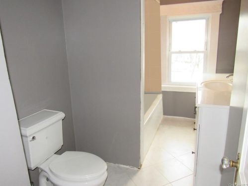 2347 Crompond Rd, Yorktown Hgts NY  10598-3735 exterior