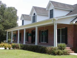 2449 Bonanza Dr, Cantonment, FL 32533-7402