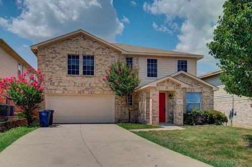 2616 Big Spring Dr, Fort Worth, TX 76120-5622