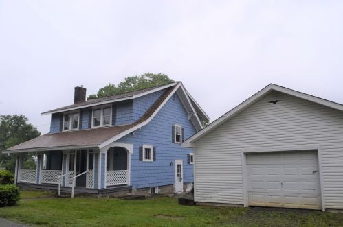 11 Myers St, Sandy Lake, PA 16145-3737